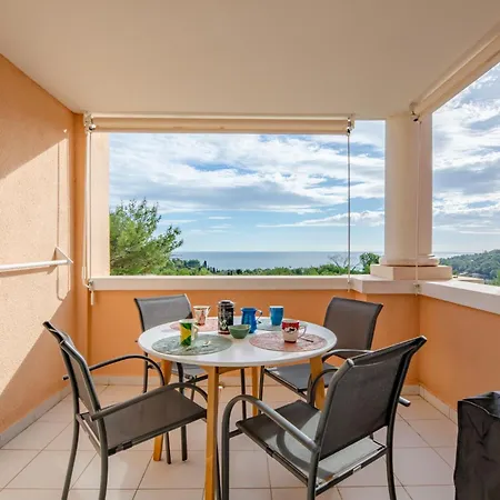 Appartement Le Hameau De Cap Esterel - Maeva - Climatise 2 Pieces 5 Personnes - Selection Mae-0051 Saint-Raphaël